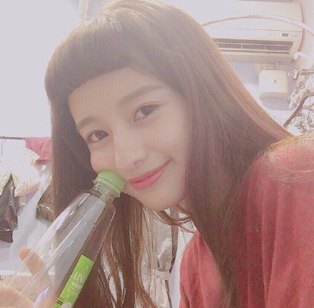 软妹纸二次元齐刘海微信图片