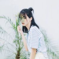 90后美女头像小清新好看的 一扇窗隔着一个寂夜