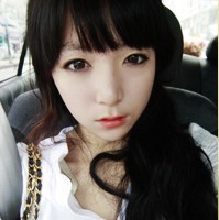 我们隔着一颗心的距离_意境伤感女生微信头像