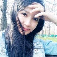 我们隔着一颗心的距离_意境伤感女生微信头像