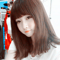 我们隔着一颗心的距离_意境伤感女生微信头像
