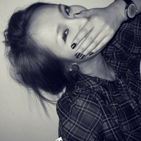 整个世界突然一起天黑_黑白主题的微信头像