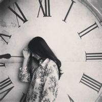 2017黑白微信头像最新版 你该如何回忆我带着笑或是很沉默