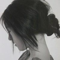 2017黑白微信头像最新版 你该如何回忆我带着笑或是很沉默