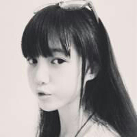 2017黑白微信头像最新版 你该如何回忆我带着笑或是很沉默