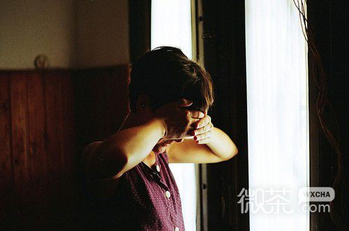 颓废型男个性欧美空间图片 爱上了坏坏的你，却难以扶正爱情