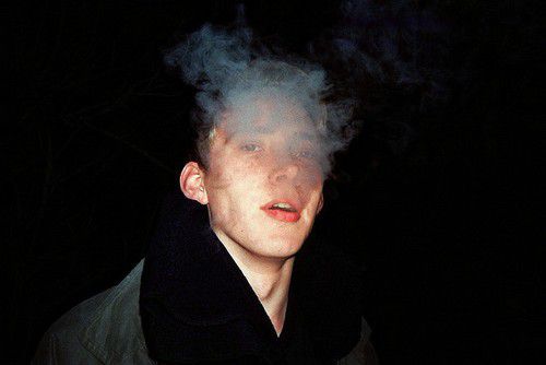 颓废型男个性欧美空间图片 爱上了坏坏的你,却难以扶正爱情