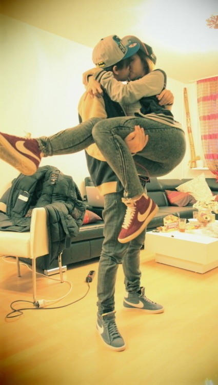 那些让我们羡慕的好看情侣图片 幸福就是在对的时间里,遇上对的你