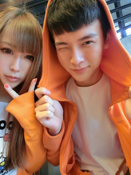 那些让我们羡慕的好看情侣图片 幸福就是在对的时间里,遇上对的你