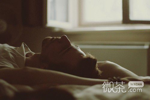 颓废型男个性欧美空间图片 爱上了坏坏的你，却难以扶正爱情