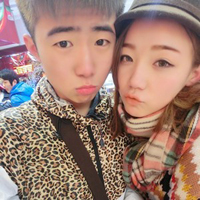 热恋中的情侣头像一男一女 突然的沉默隔绝我热情的心