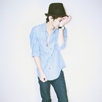 忧郁伤感男生个性微信头像_说不出的失落时我想你