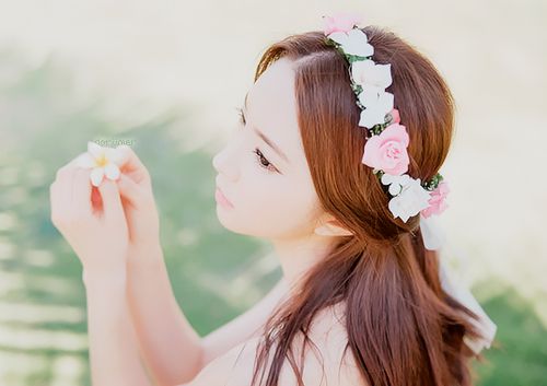 粉粉女生个性可爱的优美图片 若非爱得那么深,怎会想忘也忘不掉