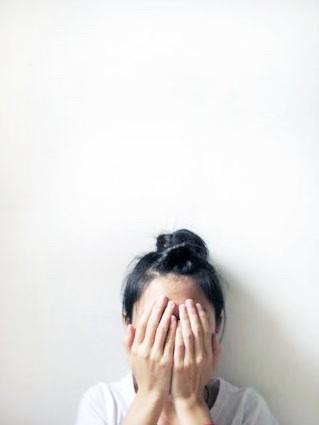 忧伤男女空间相册图片_给你的自由,你却当成束缚