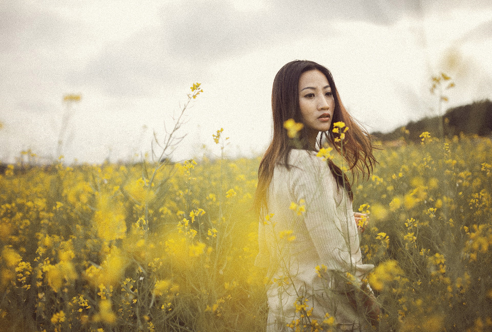 森系女生小清新治愈系图片 爱情已收局了,你的心也渐远了