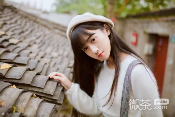 意境空间气质女生好看图片 那么出众的你，自然钟情于浓艳的爱情
