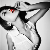 欧美夜店微信女生头像 非主流个性欧美微信头像_纸醉金迷的生活