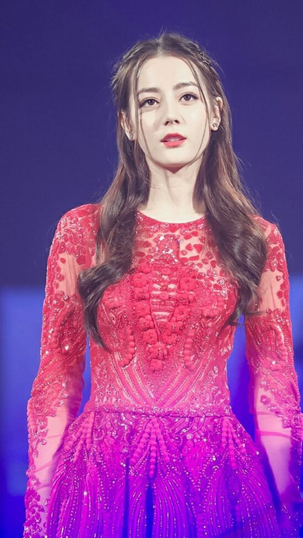 女神迪丽热巴