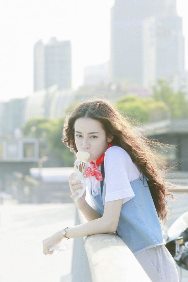 女神迪丽热巴