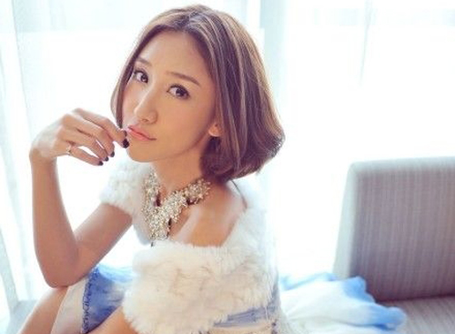 短发女生清凉夏日大图 没有你,我竟也熬过了许多寂寞的时日