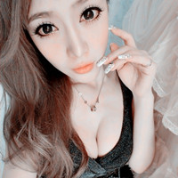 很多事自己想的单纯_非主流魅力女生微信头像设计