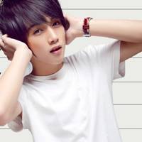 2017阳光帅气微信男生头像 有一种凝望叫作冷眼旁观