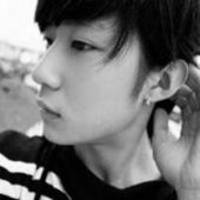 2017阳光帅气微信男生头像 有一种凝望叫作冷眼旁观