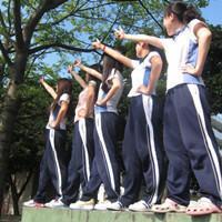 校服女生你爱吗 可爱长发女生微信个性头像