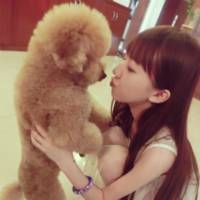 长发美女的微信头像最新版 掩饰心中那份小小的失落