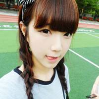 长发美女的微信头像最新版 掩饰心中那份小小的失落