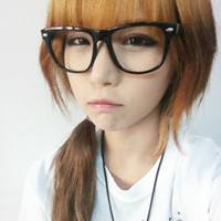 长发美女的微信头像最新版 掩饰心中那份小小的失落