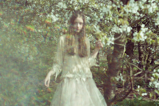 伤感系个性女生欧美图片大全 有个傻子爱过你,但是后来她不傻了