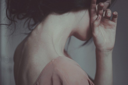 伤感系个性女生欧美图片大全 有个傻子爱过你,但是后来她不傻了