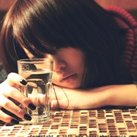 意境非主流微信女生头像_我不明白爱情是什么