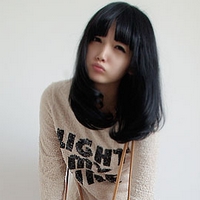 记忆是困牢我的枷锁_回忆情深的个性美女微信头像