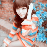 记忆是困牢我的枷锁_回忆情深的个性美女微信头像