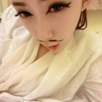 幸福小两口微信情侣头像一左一右 照着我的心就能画出你的样子