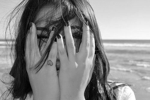 创意纹身个性欧美范儿图片 我不是天使,我拯救不了人类的情感