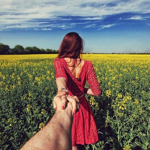 唯美情侣个性欧美拉手图片 我牵着你的手一起慢慢变Lao