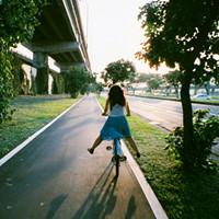 唯美意境头像女生 所有的坚强在你面前总是不堪一击