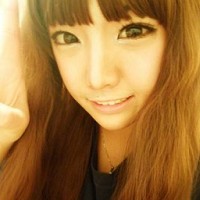 一个人仰望幸福_伤感深情的女生微信头像