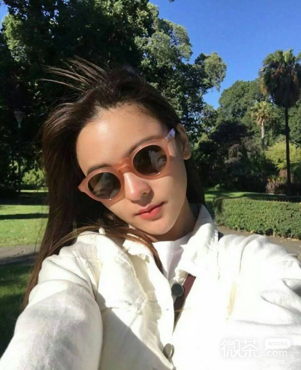 泰国浪漫满屋女主角 李海娜笑起
