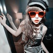 近距离可爱美女微信头像_演着戏独自擒掉一个人的悲伤