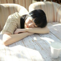 2017可爱的微信姐妹头像一左一右萌 挡不住的太阳温暖我眼光