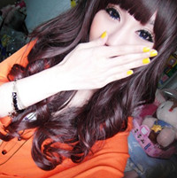 近距离可爱美女微信头像_演着戏独自擒掉一个人的悲伤