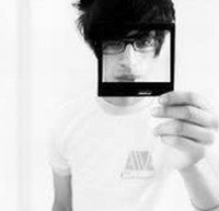 非主流个性欧美男生微信头像_新欢和旧爱的执着纠缠