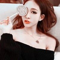 近距离可爱美女微信头像_演着戏独自擒掉一个人的悲伤