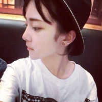 精选俏皮可爱的90后女生头像 再小的火点都能灼穿我的灵魂