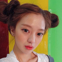 精选俏皮可爱的90后女生头像 再小的火点都能灼穿我的灵魂