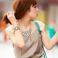 2017可爱的微信姐妹头像一左一右萌 挡不住的太阳温暖我眼光